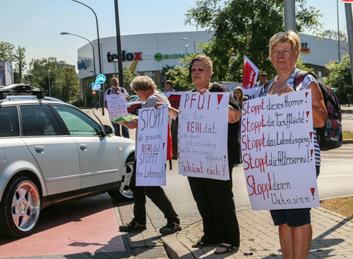 Impressionen von der Aktion am 13. Juli 2018 vor dem Real Markt in Essen-Altendorf. Fotos: Peter Köster